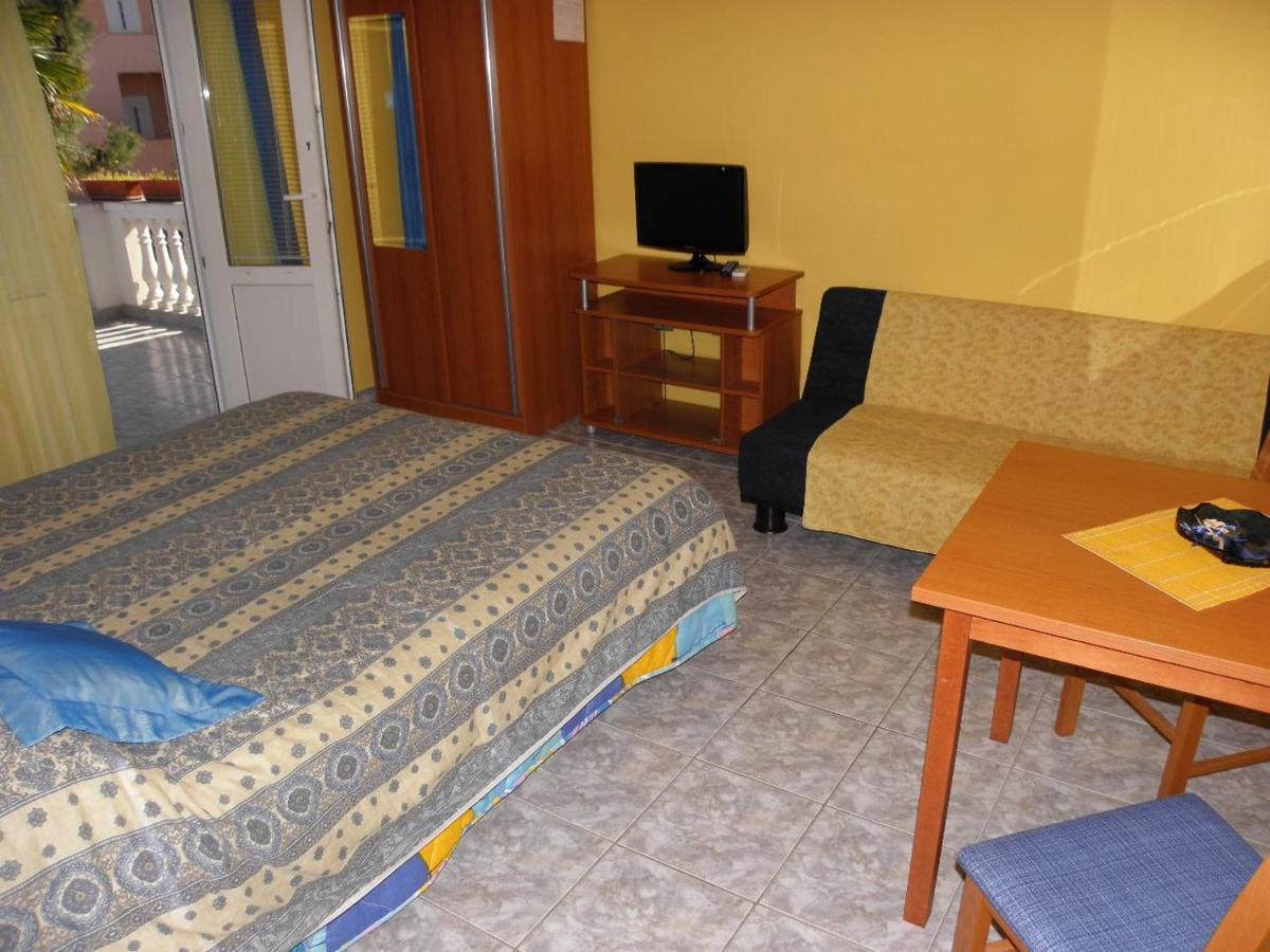 Apartments Gorda - 50M From Beach *