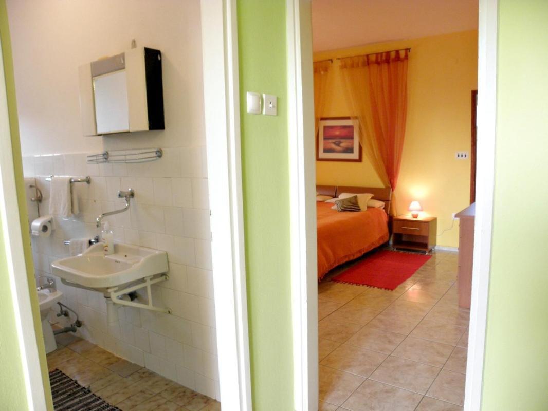 Apartment Apartments Gorda - 50M From Beach